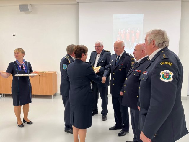 Oceneni_Hasicu_SDH_Krmelin_50_let_hry_Plamen_17_11_22_2