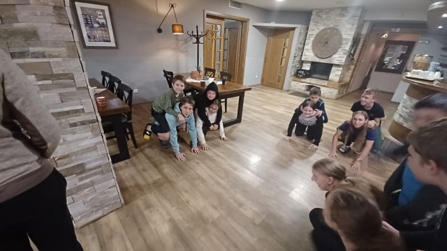 Camp_3_6_10_24_D2_21