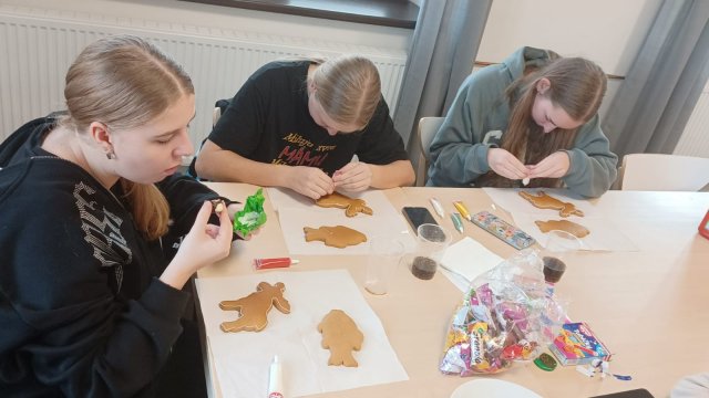 Zakonceni_sezony_HD_perniky_10_30_11_24