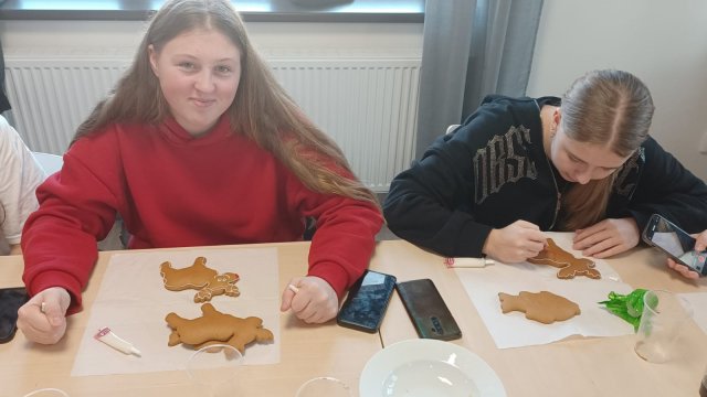 Zakonceni_sezony_HD_perniky_7_30_11_24