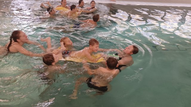 Zakonceni_sezony_bazen_11_30_11_24